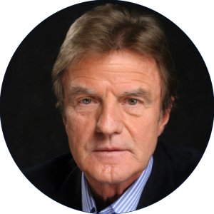 Bernard Kouchner — Médecin et ancien Ministre