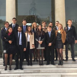 Réunion au Palais de l'Élysée avec l'Amiral Bernard Rogel, Chef d'état-major particulier du Président de la République - Mai 2017